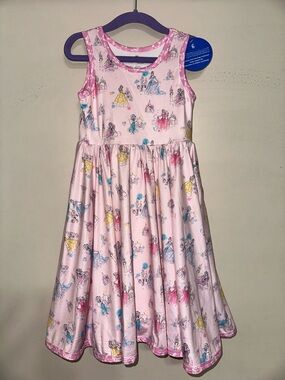 Charlie’s Project NWT Pink Disney Princess Print Sleeveless Twirl Dress
